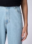 V22FCJD30_790_3-CALCA-WIDE-LEG-JEANS-C--HOTFIX