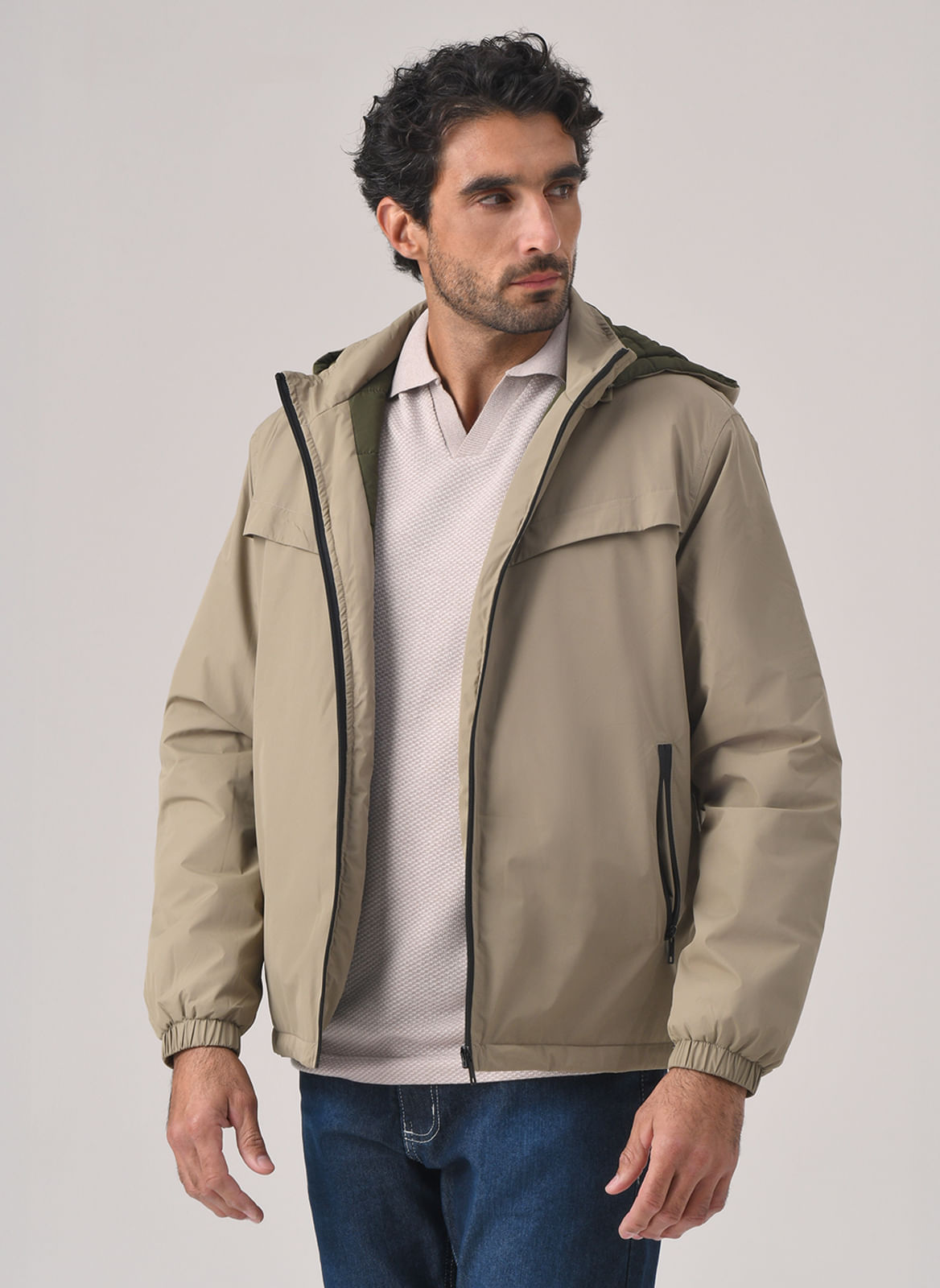 JAQUETA NYLON COM CAPUZ TNG