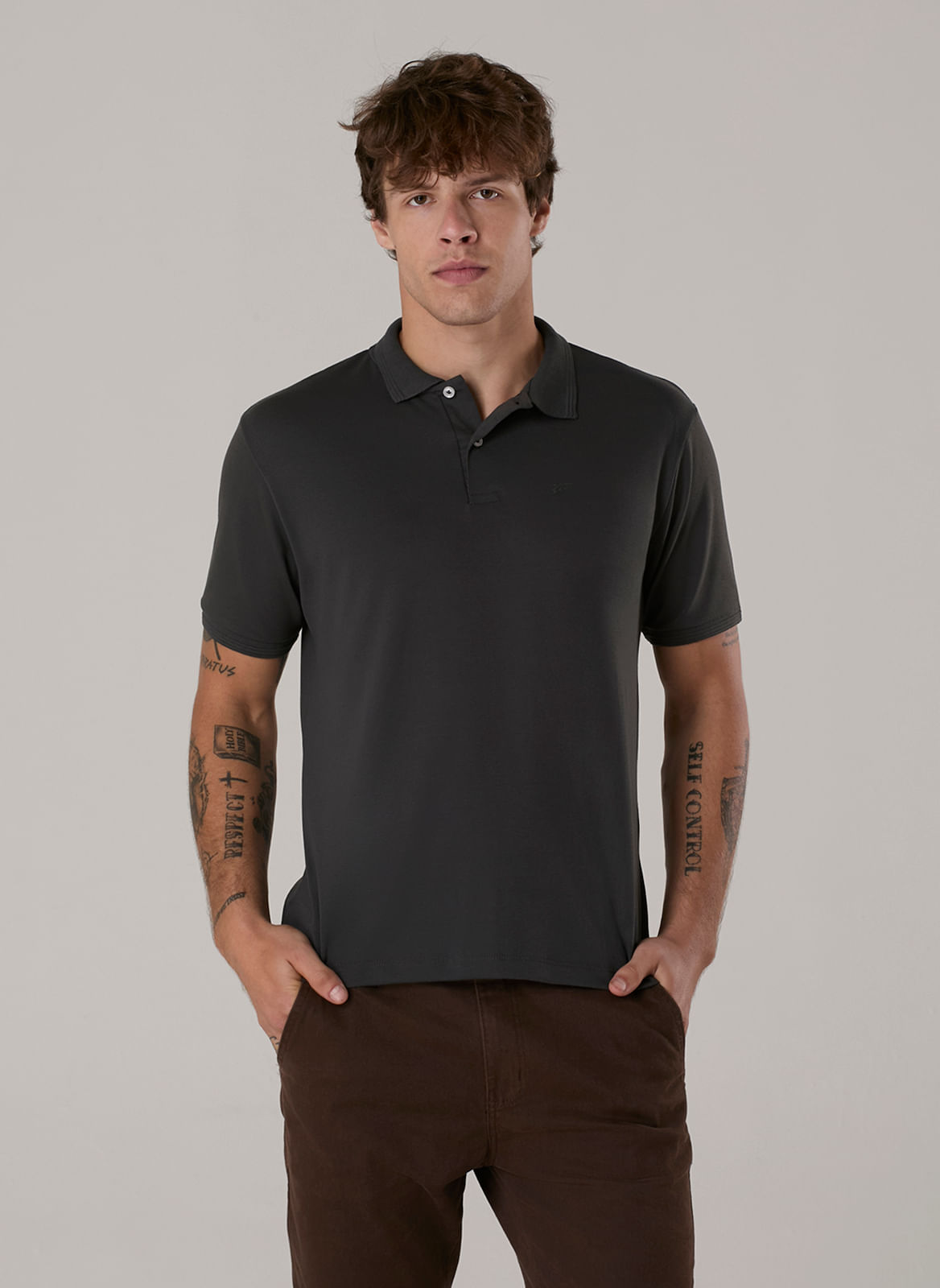 Polo Viscose Seta Com Bordado