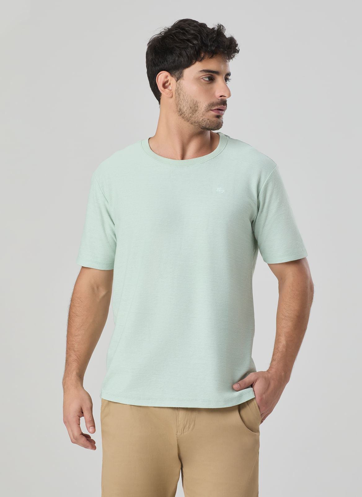 Camiseta Malha Confort Fit