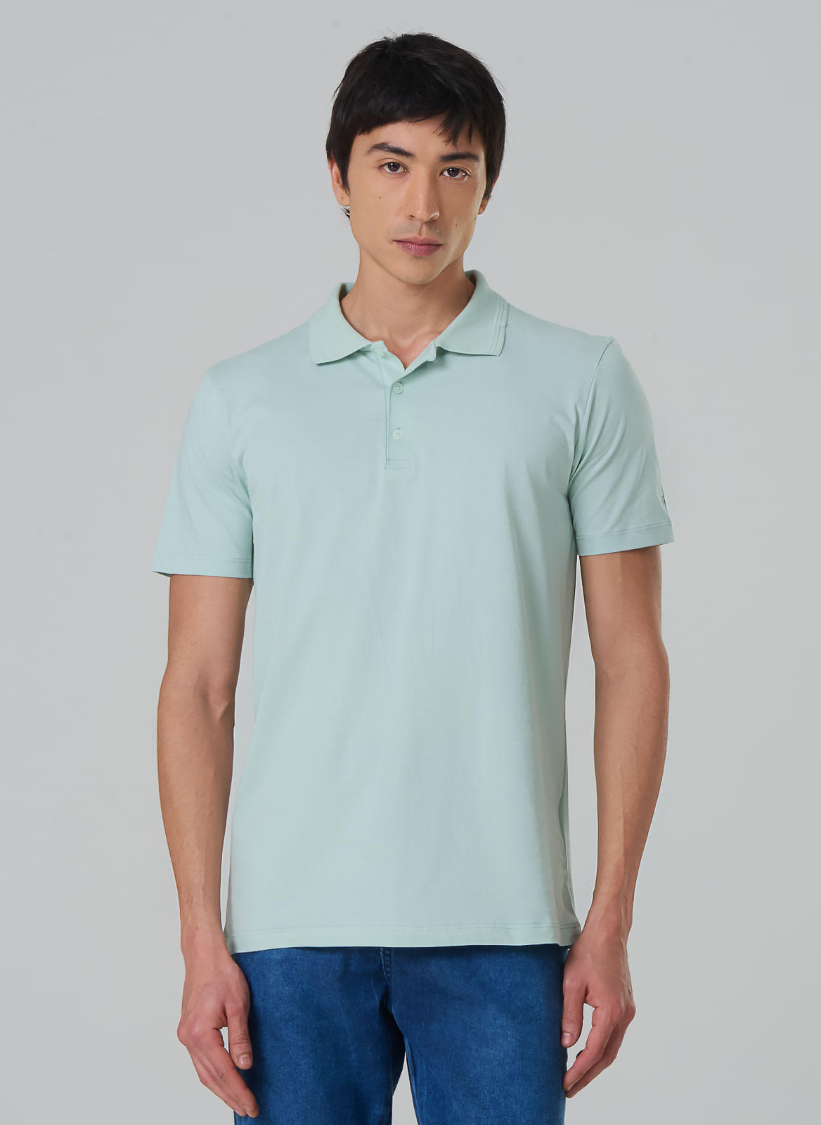 Polo Básica Masculina Em Meia Malha De Algodão